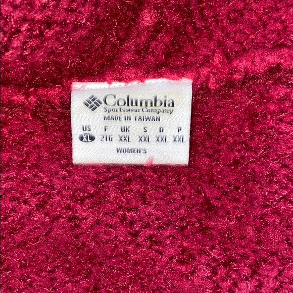 Columbia zipper sweater with hood. - Picture 6 of 6